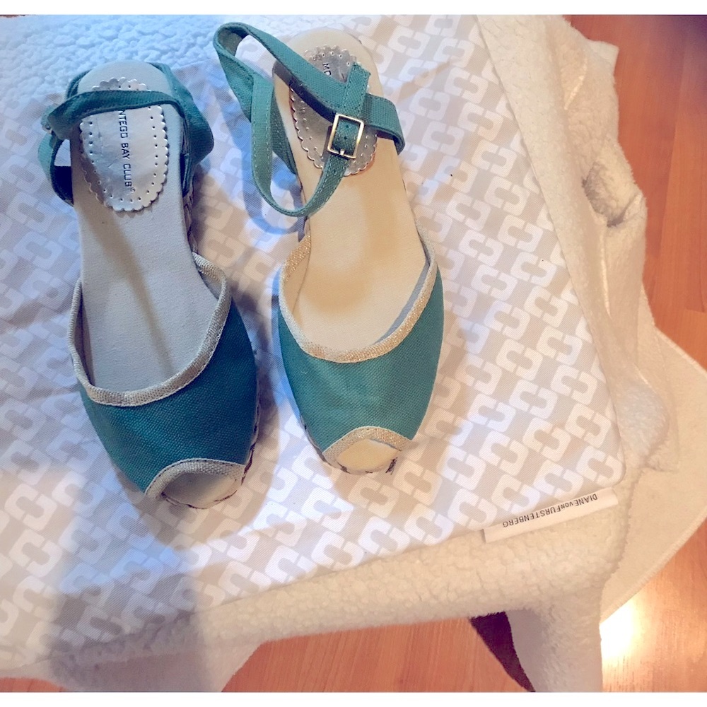 Montego Bay Club canvas sandals!
